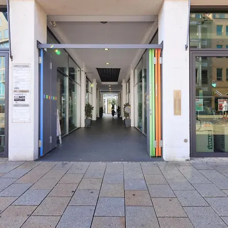 Global Living - Design I Rathausplatz I Beamer I Ac I Kitchen I *